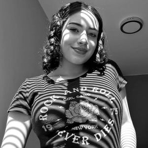 Meet your Posher, Andrea